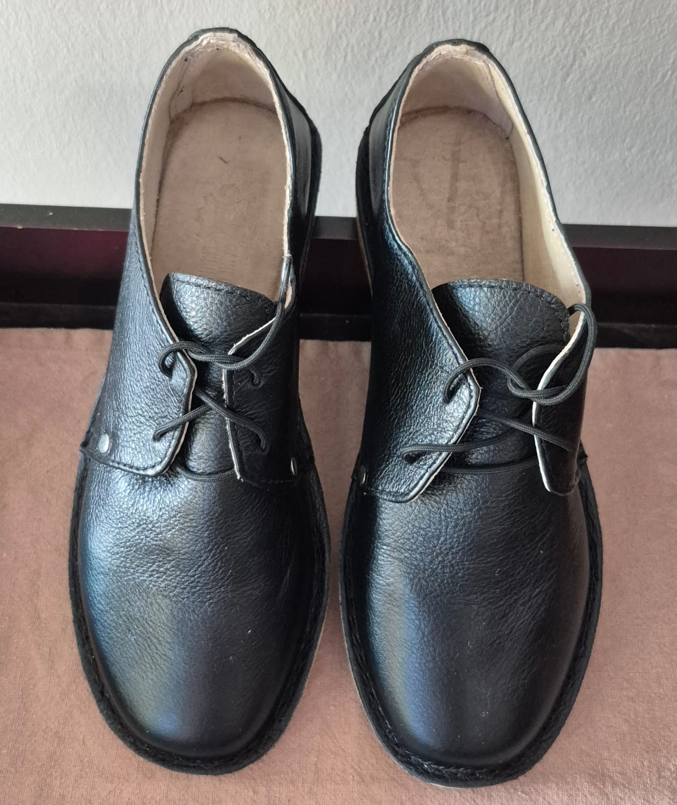 Genuine Leather Vellie – Black